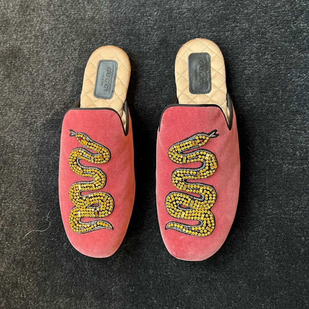Gucci Pink Lawrence Snake velvet slipper shoe